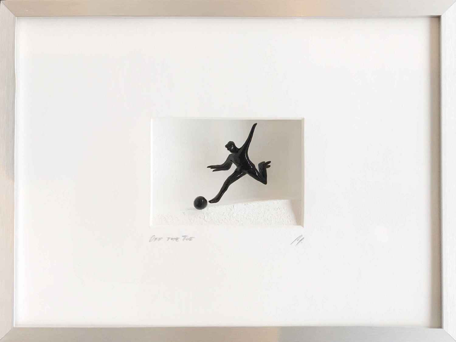Off the Toe - Shadow Box