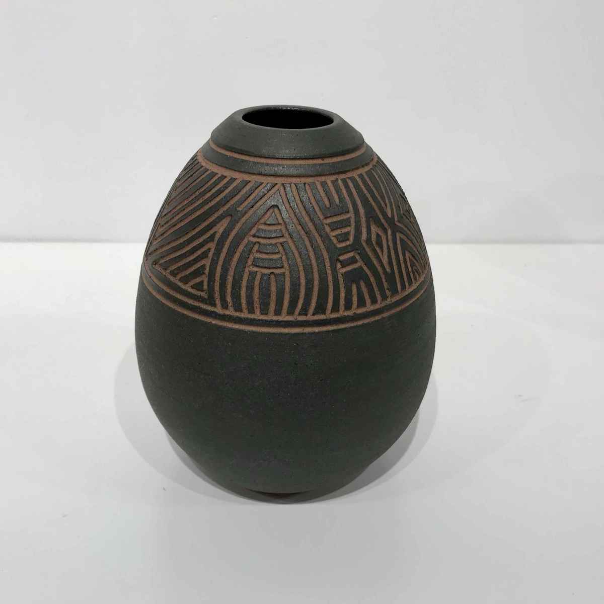 Incised Blackware Vase (LJ39)