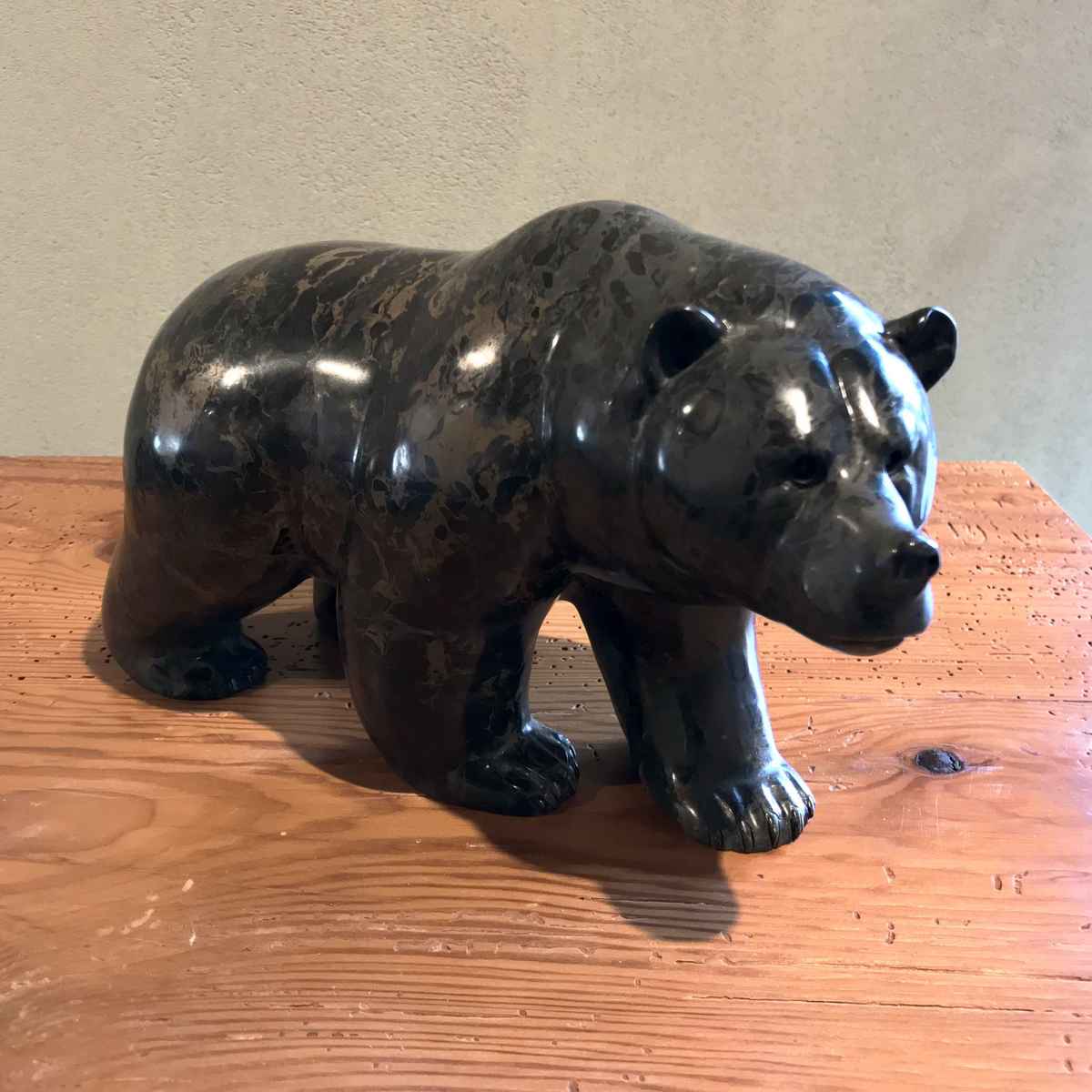 Grizzly Bear E8861